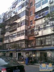 市场街3室2厅东南