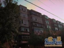 华江里偏独南北通透一居室中间楼层有钥匙随时看房