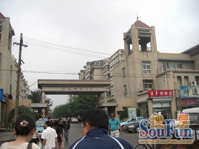 馨苑小区2室2厅1卫东南朝向2500.00元/月出租