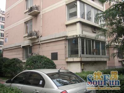 馨苑小区2室2厅1卫东南朝向2300.00元/月出租