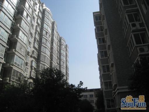 兴达花园3室2厅2卫南朝向2400.00元/月出租