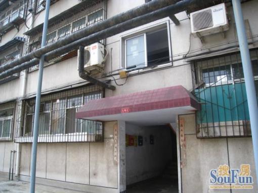 铁路工商分局家属院2室1厅1卫南北朝向1000.00元/月出