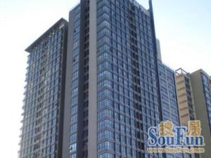 远洋商务70年产权高层看国贸落地窗设计