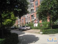 低楼层中的好户型环境好,生活配套完善,交通便利