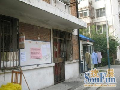 东丽振华里1室1厅南北朝向500.00元/月出租