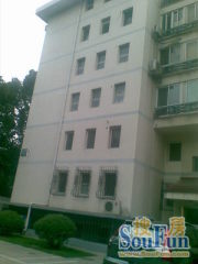 西城区鼓楼地铁口外经贸大学家属院新上精装南向两居中楼层