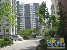 河医旁步梯双气三房,已加装电梯,多一间阳光房