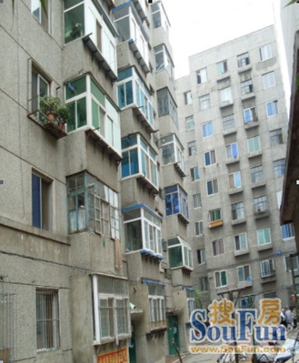 亚明铁路小区