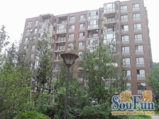 万科商圈 电梯房 中间楼层 看湖景 光线充足