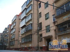 凤凰台南街中间楼层采光好可以拎包入住