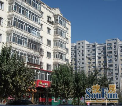 泰海花园3室1厅1卫东南北朝向2500.00元/月出租