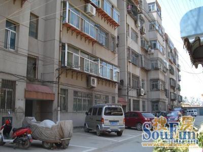 望政阁1室1厅1卫南朝向900.00元/月出租