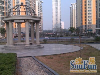 温哥华花园3室2厅1卫南北朝向3500.00元/月出租