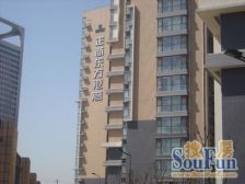 好楼层户型方正一室,精装修,有钥匙随时看