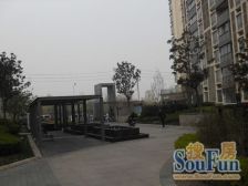 东风渠畔四十七文一旁。。双气一居室。保持良好诚售