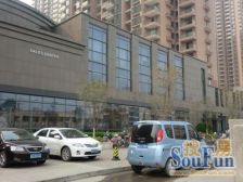 精装修,定制家具,带15平储藏室,采光好视野好