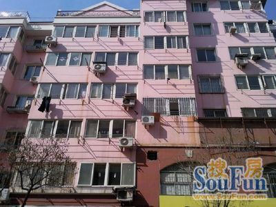 昌化路社区3室1卫南朝向1800.00元/月出租