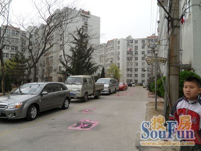 永乐小区2室1卫南朝向2000.00元/月出租