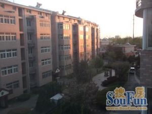 太扬家园中间4层双阳卧室业主自住