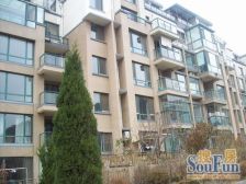 弘基三期 经典三室 位置好 装修保持好