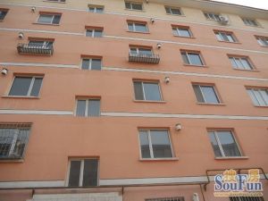 南二环五里营,看房方便,小区环境好采暖好。