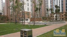 绿地商圈万正广场纯毛坯有钥匙采光好看房方便