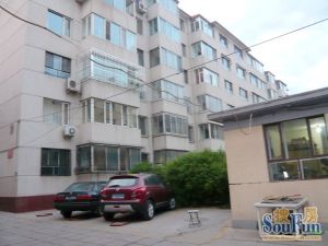 清芷园 3室2厅 南 北