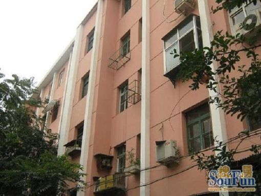 阜成门南大街3室1厅1卫东西北朝向13800.00元/月出租