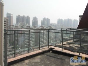 7号线正地铁口,青园友谊,大润发.好楼层