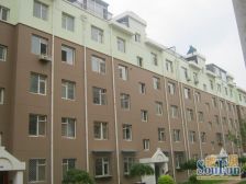 此房满五年了不是唯一住房向精装电梯楼上下楼方便。