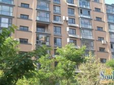 近轻轨精装修一室一厅中间楼层总房款低