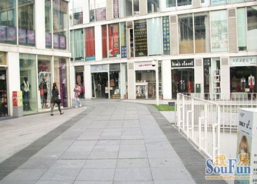 建外SOHO西区1室1厅1卫东朝向12800.00元/月出租