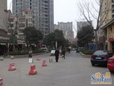 理想城正规1房1厅,满五唯一,无抵押无贷款,业主诚售