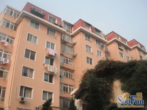 碧涛北园3室2厅1卫南朝向2500.00元/月出租