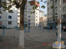 框架五楼加阁楼加起来150平,带露台,实木精装修