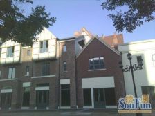 一层面积+一层面积,得有200来平200多万简奢装修