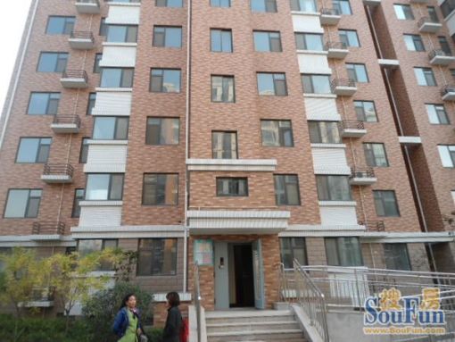 仁和盛庭4室2厅2卫南北朝向5600.00元/月出租