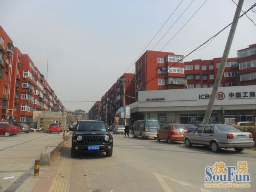 马连洼兰园3室1厅1卫南北朝向7800.00元/月出租