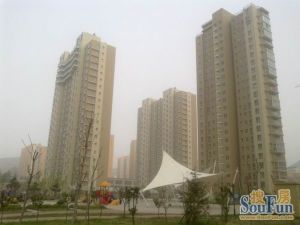 康城小高层元宝套三次顶层,精装有车位,西侧楼座