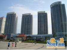 民生小区带小棚,改的大两居,东大头。