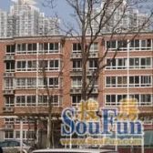 玉泉路地铁中科院南北两居内配幼儿园食堂环境优美