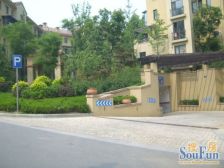 唯美品格 精装修大五室下跃含车位 位置好 诚售可议