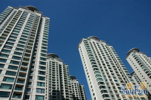 帝柏湾3室2厅2卫南北朝向5200.00元/月出租