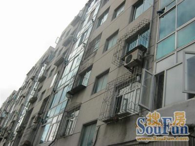 木兰小区3室1厅1卫南北朝向1100.00元/月出租