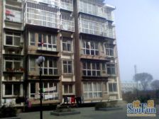 八一花园 3室1厅 南 北