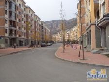 熙龙山庄 小区免费停车 近龙王塘地铁站