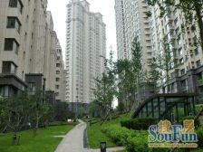 明秀多层带电梯洋房封闭小区精装修南北通通视野好