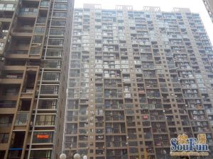 亿锋现代城纯住宅,房子不欠贷手续清晰,租客稳定