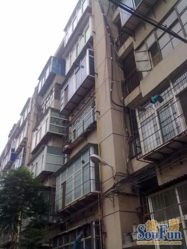 铁路信息工程学校家属院1室1厅1卫南朝向700.00元/月出