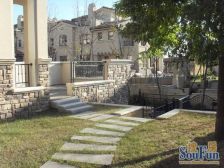 好房源!好位置!一二楼带地下,精装,诚心卖